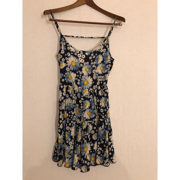 Speechless dress size small‎ - Picture 1 of 4